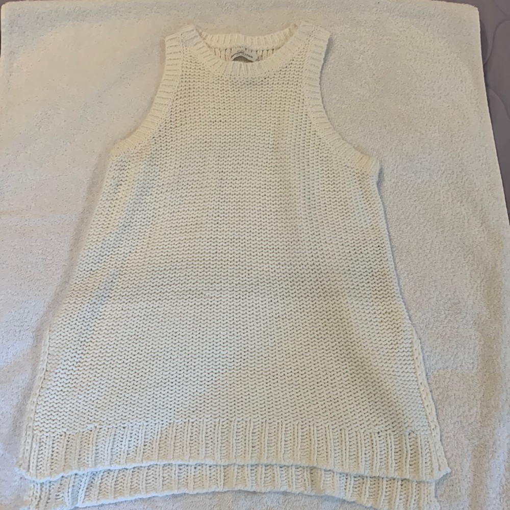 Abercrombie white high neck sweater tank